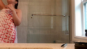 18 year old Volleyball player glass shower