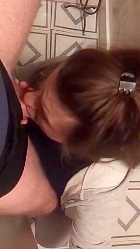 Adrianna Rachelle sucks the cum from a big cock
