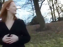 Alana Smith Flashing - British teen 18+ pussy in the park