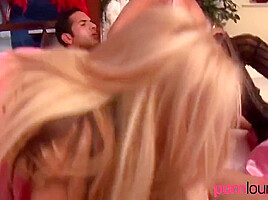 Alicia Rhodes In Blondes In Fourway Get Mouth Jizzed