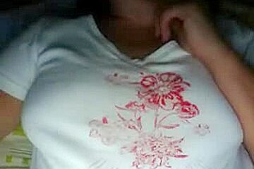 Amateur bbw wife goes clam fishing on webcam