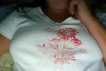 Amateur bbw wife goes clam fishing on webcam
