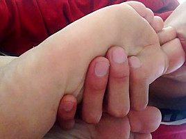 Amateur foot worship & Sucking