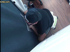 Amateur gloryhole gaydaddy sucks dick with greedy mouth