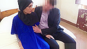 Amateur muslim pussy plowed while in hijab