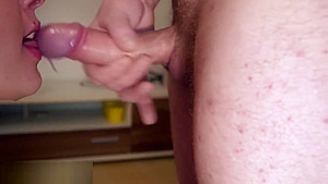 Amateur teen 18+ Gives Sloppy Blowjob UnfamiliarGirl