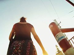 Amateur upskirt video of an undoubting hot girl