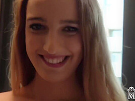 Anna Khara In Italian Newcomer Deepthroats A Cock