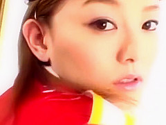 Arousing Japanese AV model gets milf pussy fingered