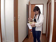B3C0502-Perverted Step mother masturbates with a clothesline after an aphrodisiac works