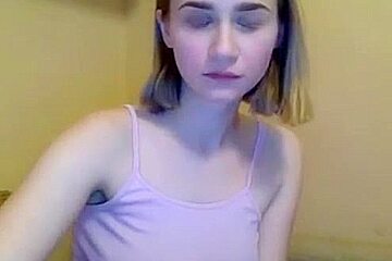 BLONDE GIRL CAM SHOW - GO TO cam-teen 18+ tk TO MEET HER
