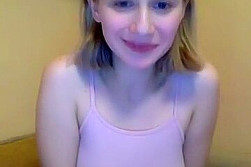 BLONDE GIRL CAM SHOW - GO TO cam-teen 18+ tk TO MEET HER
