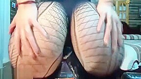 Beautifull ass ,playing on webcam