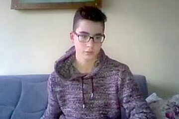 Belgium Cute Boy With Big Cock Nice Ass On Cam