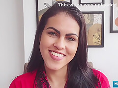 Bia Hot And Jay Brown - Thick Babe Craves For Pussy And Anal Penetration