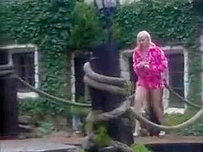 Blond Slut Seducing And Sucking