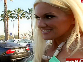 Blonde Slut With Big Boobs And A Skinny Body Gets A Mouth Cumshot