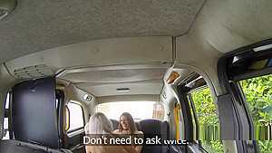 Blonde flashing cunt for female cab driver
