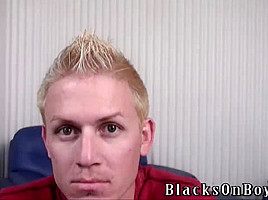 Blonde mohawk guy gets gangbanged by black thugs