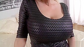 Busty Luxury Milf gets Day Fucked and Pearl Necklaced!