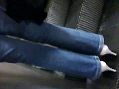 COMIENDO JEANS