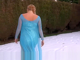 COSPLAY BABES Busty Queen Elsa cums in the snow