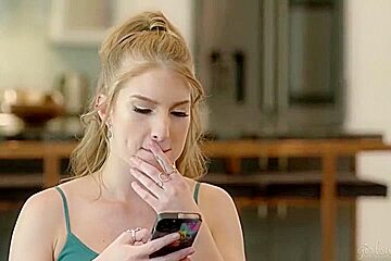 Cadence Lux And Octavia Red In Controlling Her Crush