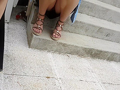 Candid teen 18+ upskirt pantie feet