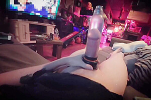 Cock Pumping Tiffany Ciskiss Using Bathmate Hercules To Pump Fat White Cock