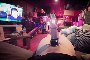 Cock Pumping Tiffany Ciskiss Using Bathmate Hercules To Pump Fat White Cock