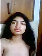 College Girlfriend Makes Video For Bf While Fingering
