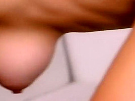 Crazy Brunette, Toys sex video