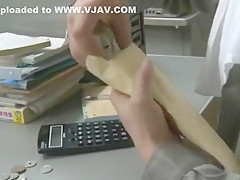Crazy Japanese slut Ren Suzuki in Amazing Fingering, Cunnilingus JAV clip