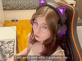 Cutie Kim - Russian Gamer Is Ready To Make A Change For Great Sex