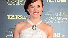 Daisy Ridley Jerk off challenge
