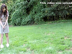 Eager brunette loves sucking hard cock on the golf course