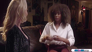 Ebony First Time Licked By A Sexworker