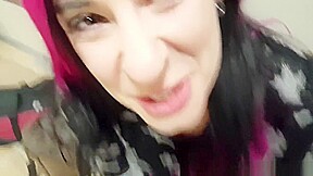 Emo Babe Gets Cunt Fisted