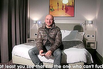 English Subtitles - Bella Milf Italiana Con La Voce Molto Sexy Prima Esperienza Hard