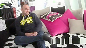 Enzo RIMENEZ fucked by top XXL in bordeaux