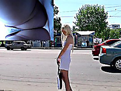 Face Hole-watering upskirt closeup view