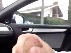 Geile Alte auf dem Parkplatz