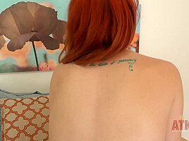 Getting to know the red headed Luna Lain and her pussy