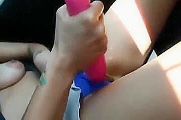 Girl Masturbating While driving