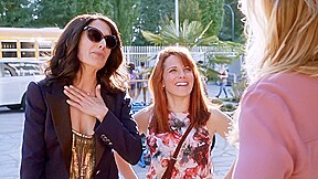 Girlfriends Guide to Divorce S01E10 (2015) Lisa Edelstein