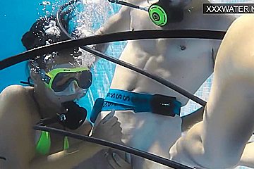 Girls Underwater Having Hardcore Sex With Polina Rucheyok