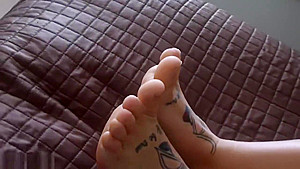 Goddess feet