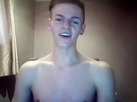 Gorgeous Hung Toned Brit Twink Flexes and Shoots