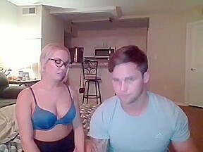Gorgeous girl gets pounded - SNAP KELYALIE TO CHAT/MEET