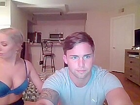 Gorgeous girl gets pounded - SNAP KELYALIE TO CHAT/MEET